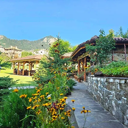 Daffi Apartman Szmoljan